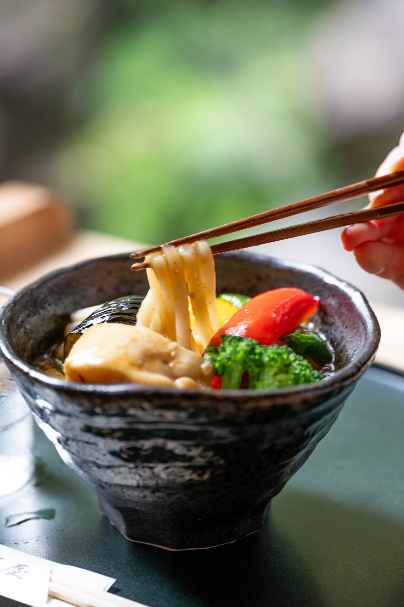 【冷凍品】和豚もち豚のカレーうどん