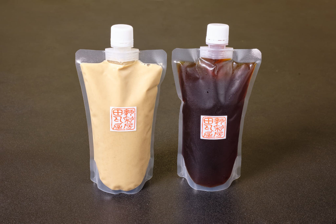 【冷蔵品】生うどん4人前＆特製つゆ2種セット(醤油・ごま)